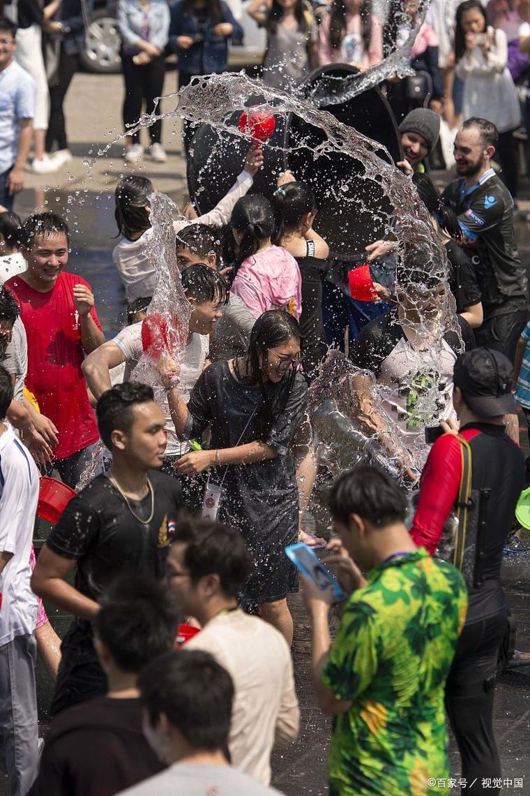 narcisa-tamborindeguy-jovem - Tendências de apostas no Brasil